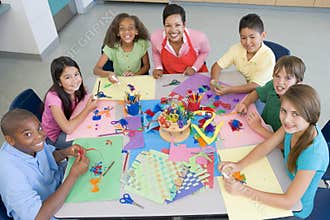 Elementary school art class