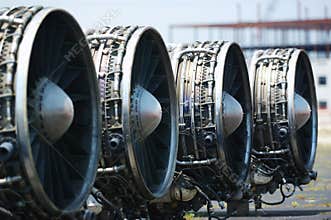 B-1 Lancer Engines