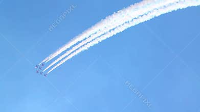 Group aerobatics six T-1 Hawk (Red Arrows, United