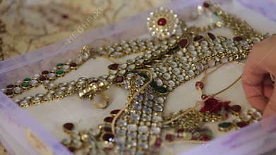 iindian show jewelry box