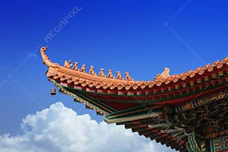 Chinese eaves