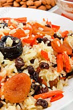 Pilaf made â€‹â€‹of rice and dried fruits.