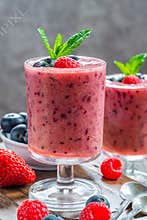 Mixed berry smoothie