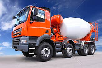 Cement truck