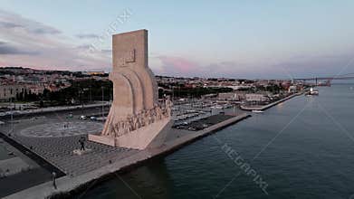 Nautical Heroes: Lisbon\'s Explorer Statue