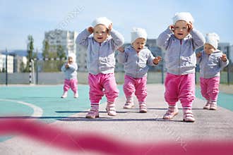 Intense competition of toddlers close to the finish