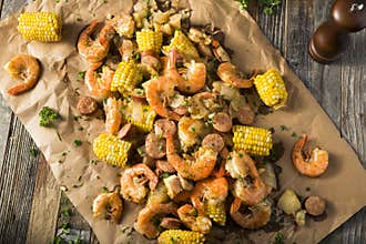 Homemade Traditional Cajun Shrimp Boil