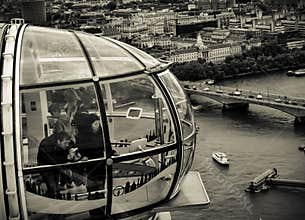 The London Eye Capsule - tourists