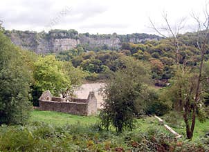 Walking by the river wye