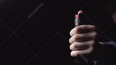 Man uses pepper spray for self-defense