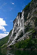 Seven Sisters Waterfall