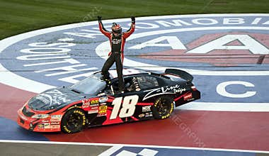 NASCAR: February 20 Stater Bros 300