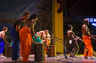 African artist performance