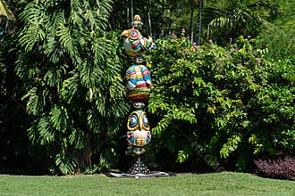 Miami Beach Botanical Garden: sculpture \"Peace in our time\"