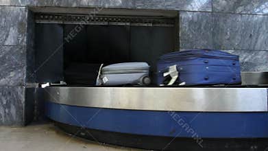 Baggage carousel at the airport
