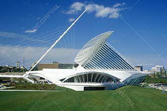 Exterior of the Milwaukee Art Museum on Lake Michigan, Milwaukee, WI
