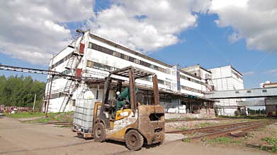 Loader transport container chemistry in Factory