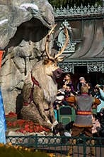 Sven on a float