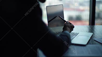 Close-up portrait of young skilled female hr manager leader holding job interview with vacancy candidate at meeting in