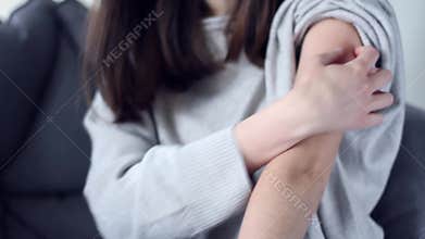 Woman with allergy has rash