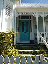 New Zealand: classic Auckland villa home entry