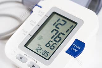 Blood pressure monitor