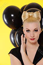 Lady with black balloons