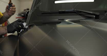 Two professional masters in car painting and ceramics overlay a layer