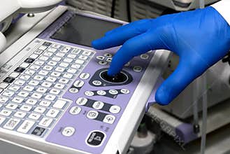 Managing medical equipment