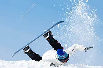 Snowboard extreme falling