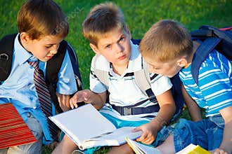 Elementary students reading