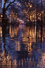 Night scene of Cheltenham Prom