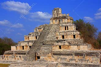 Edzna pyramid