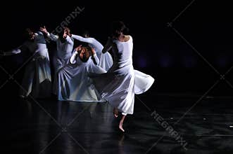 Modern Dance performance 1