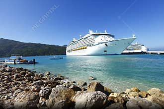 Cruise ship Caribbean vacation