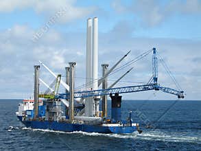 Ship for wind turbine installation
