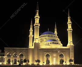 Floodlit Blue Mosque in Beirut