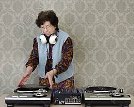 Granny dj