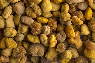 Bee pollen macro
