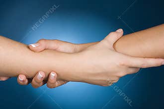 Hands show help