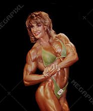 Cory Everson Competes at 1986 Ms Olympia Contest in New York City