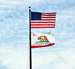 US and California flags