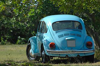 Oldtimer blue car