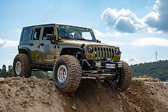 Front view of the spectacular American 4x4 highly modified for extreme off-roading