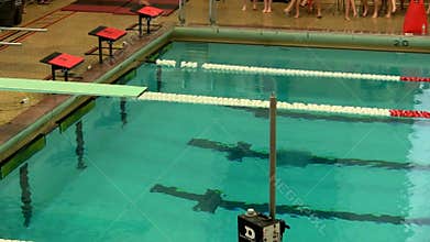 Girls diving team 13