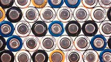 Multiple AA batteries