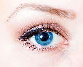Eye makeup