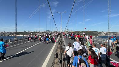 Athletes running in 45. Istanbul marathon which includes two continents in one race.