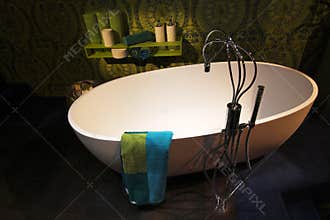 Modern Contemporary Bathroom