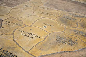 Texas map showing all the cities in Texas with miles away from the Capital City Austin TX